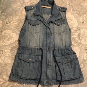 Perfect for Fall denim Vest!